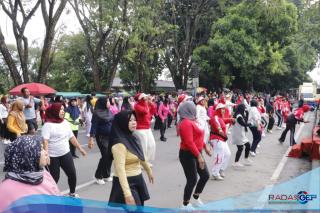 Semarak Kemerdekaan HUT RI ke 80, Polres Langkat Gelar Olahraga Bersama Forkopimda dan Masyarakat